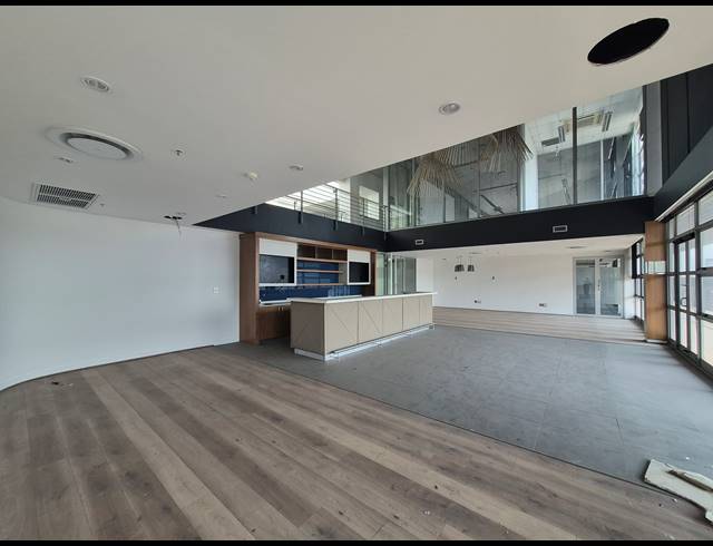 1,597M² OFFICE TO LET IN SANDTON CENTRAL